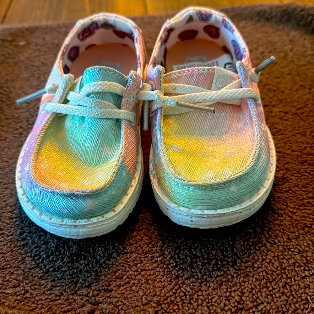 Hey Dude Toddler size 6